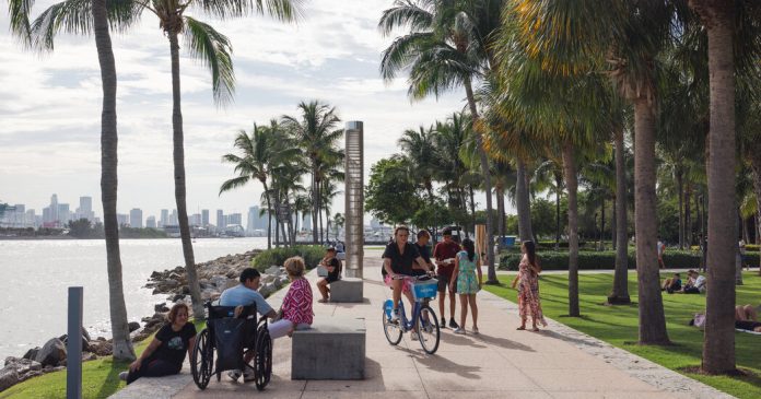 Is Miami English, Heavily Influenced by Spanish, a Dialect? Is Miami English, Heavily Influenced by Spanish, a Dialect?