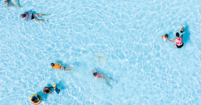 Central U.S. Swelters Under Heat Dome, Forcing Cancellations and Precautions